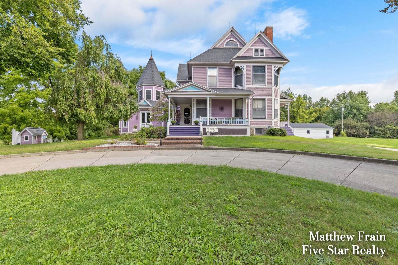 357 Leonard Street - Photo 1