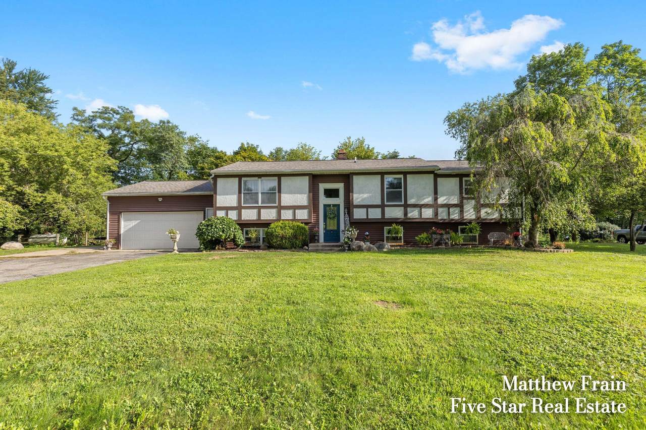 3395 12 Mile Road - Photo 1