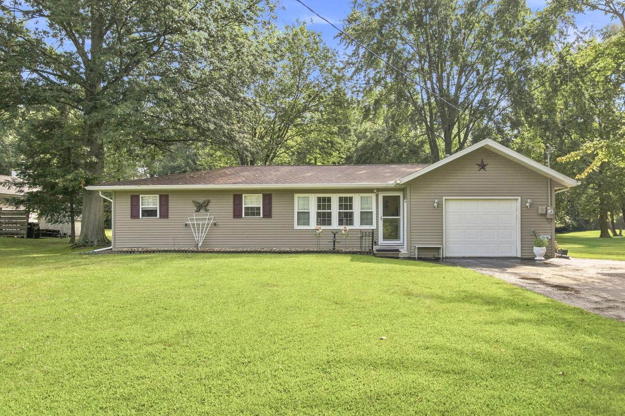 5609 Johnson Road - Photo 1