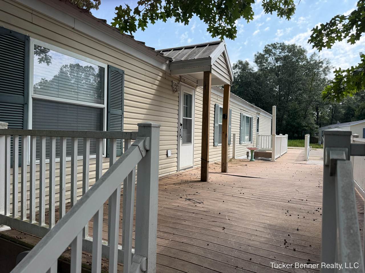 5048 Valentine Street - Photo 1