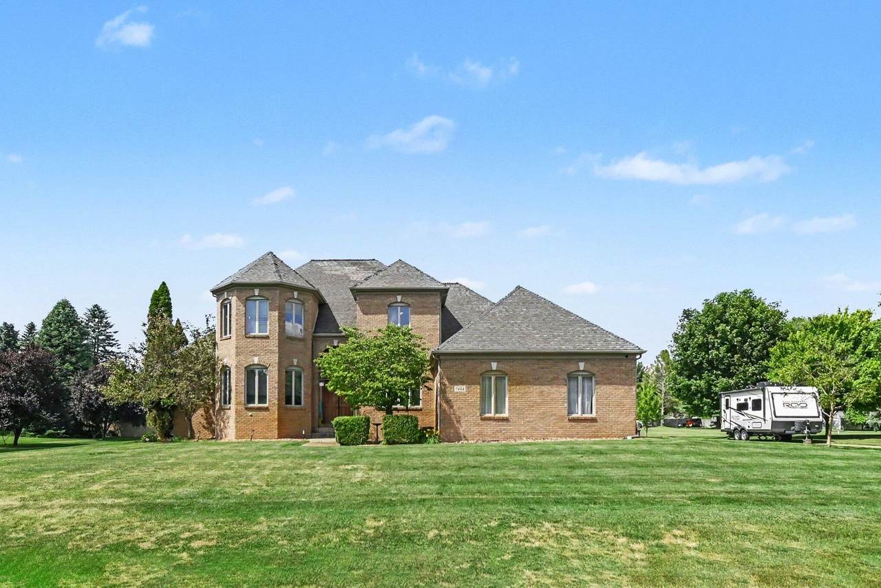 7484 Shotsilk Drive - Photo 1