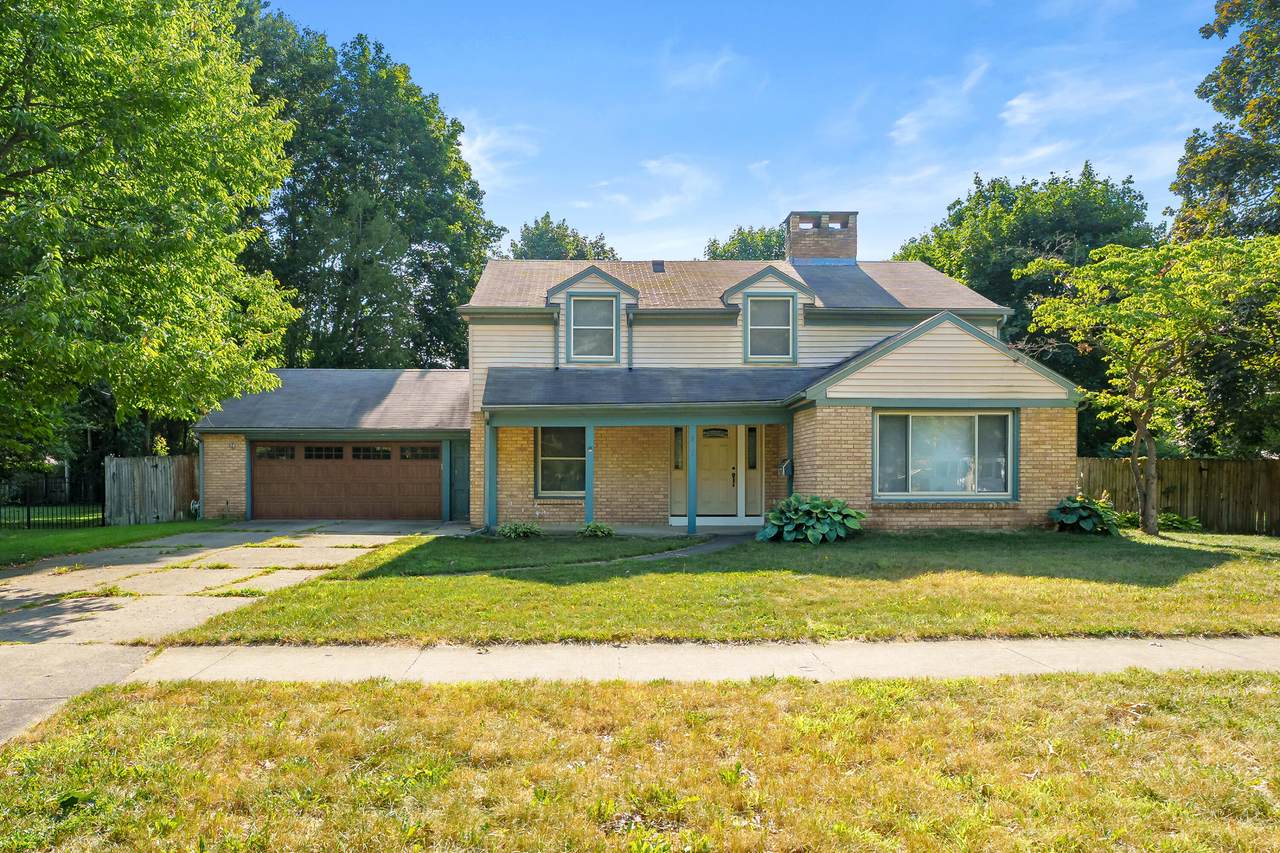 907 East Street - Photo 1