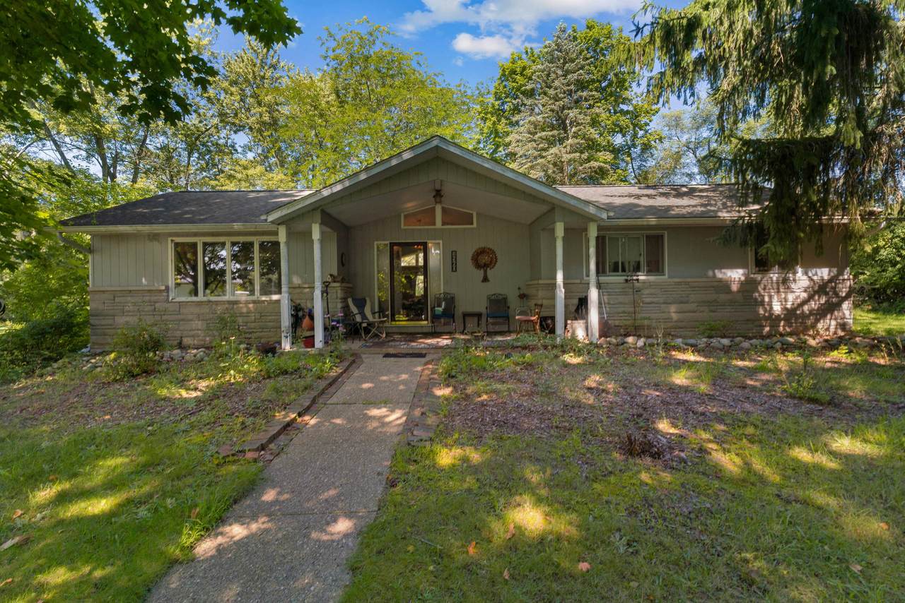 1560 Hillsdale Road - Photo 1