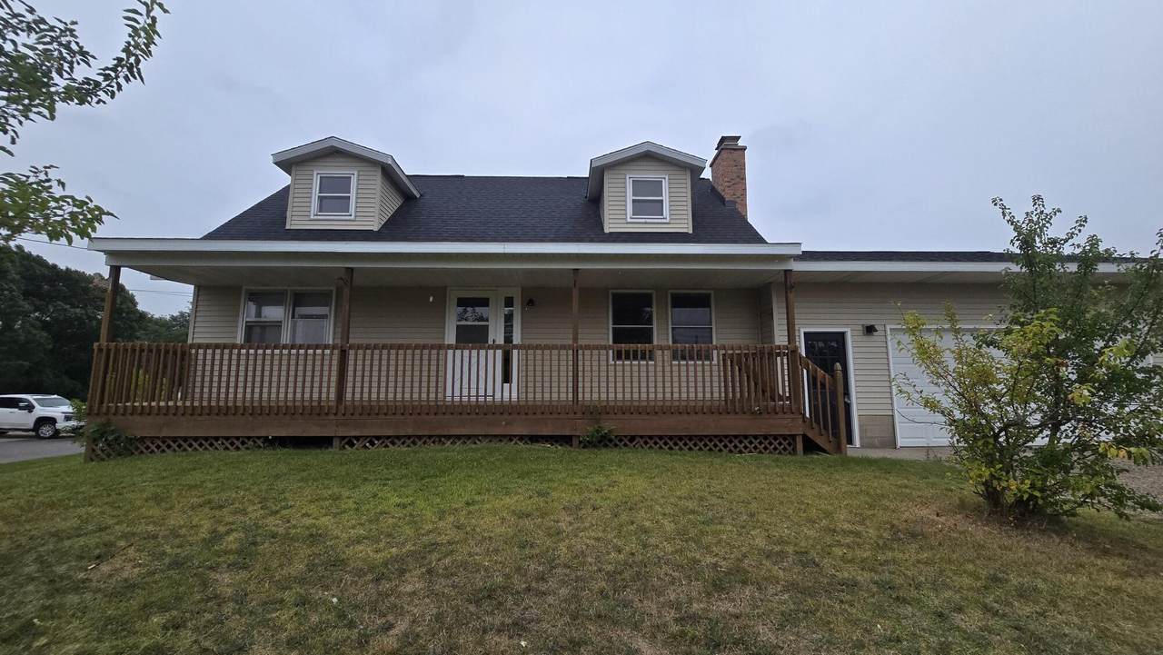 6049 Boone Road - Photo 1