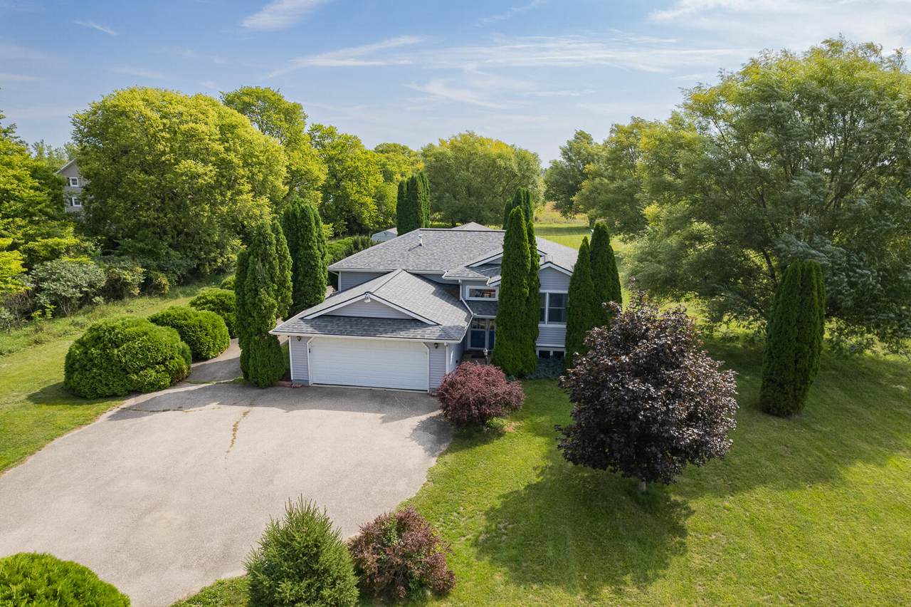 4079 Bennett Court - Photo 1
