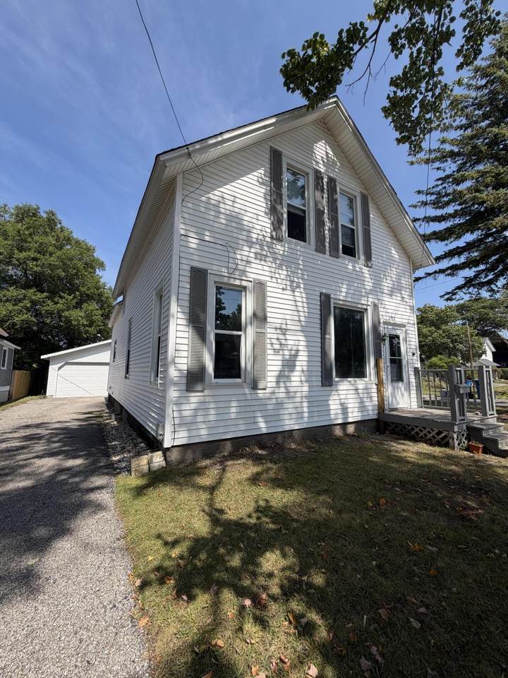 278 2nd Avenue - Photo 1