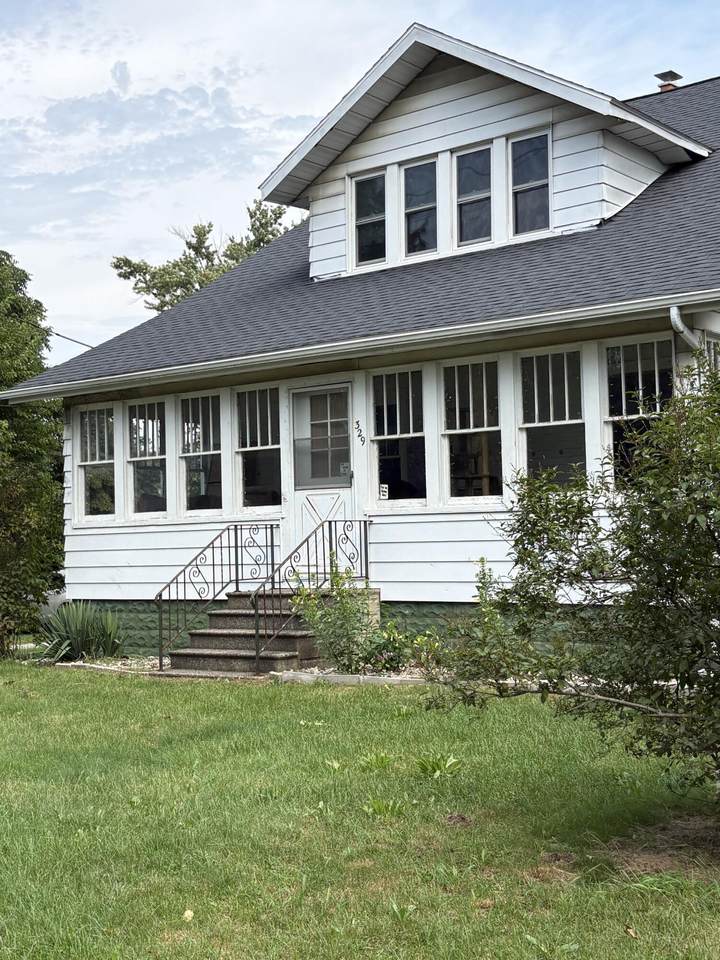 https://bt-photos.global.ssl.fastly.net/swmich/1280_boomver_1_26046387-2.jpg