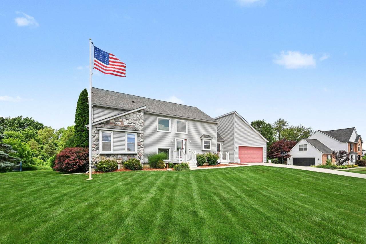 4234 Lori Lynn Lane - Photo 1