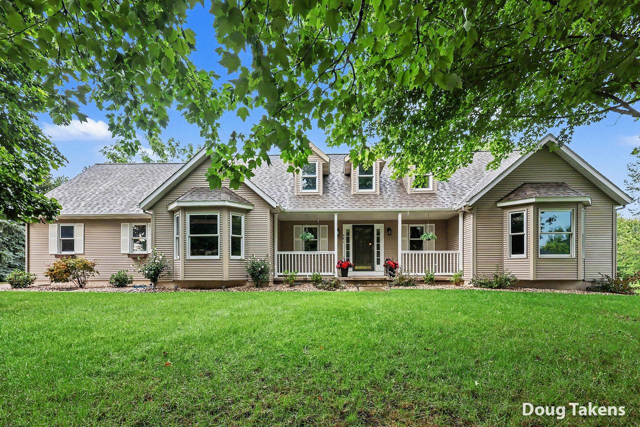 381 White Stag Court - Photo 1