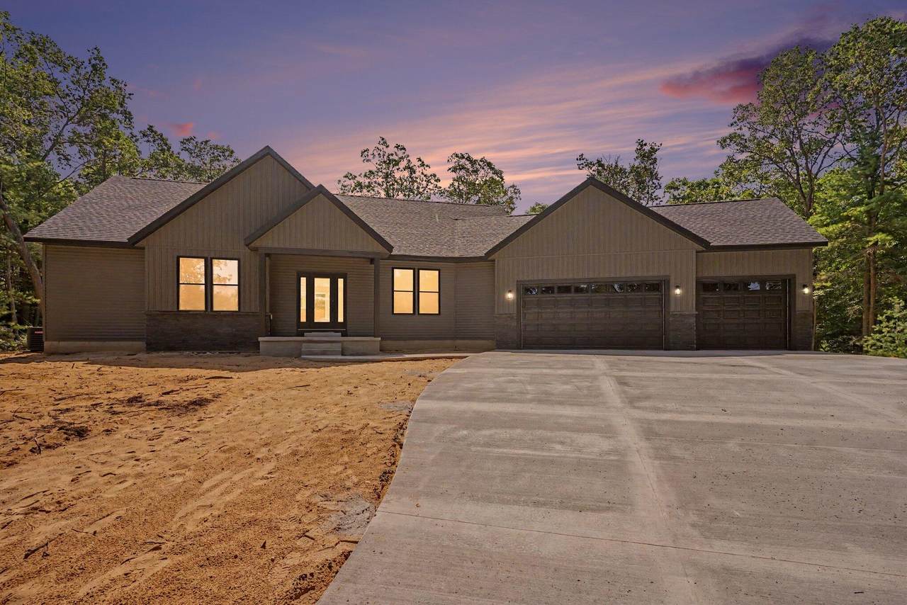 5195 Bittersweet Drive - Photo 1