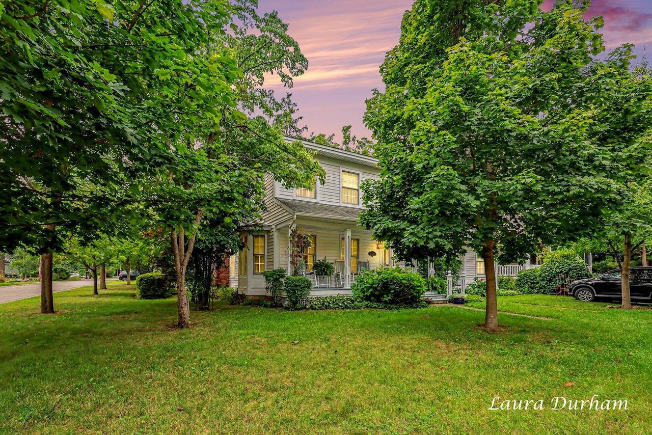 345 Mary Street - Photo 1
