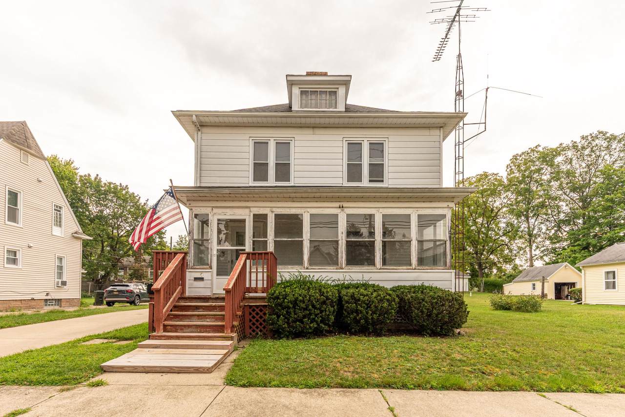 415 Garfield Street - Photo 1