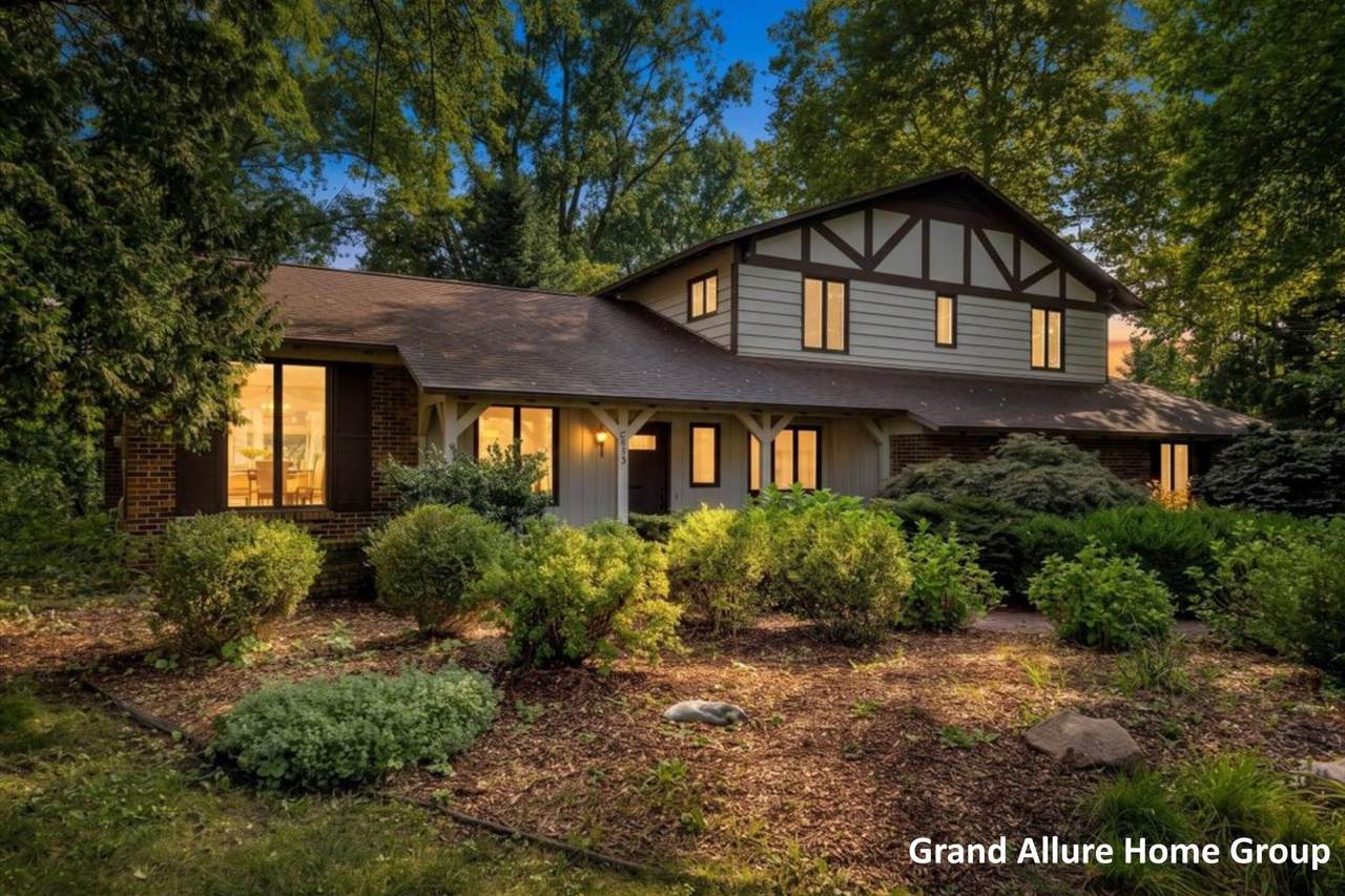2850 Burritt Street - Photo 1