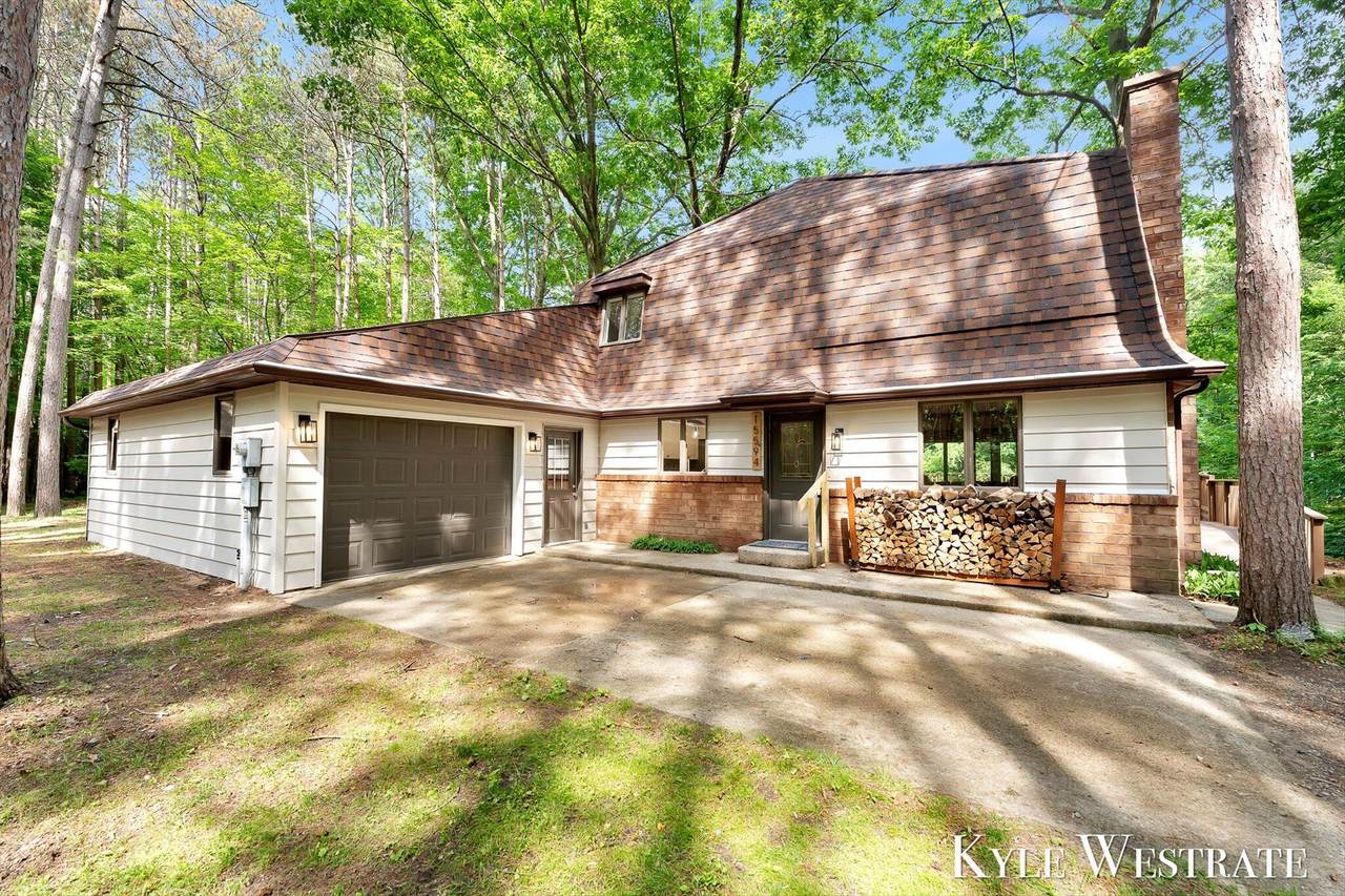 15594 Ritchie Avenue - Photo 1