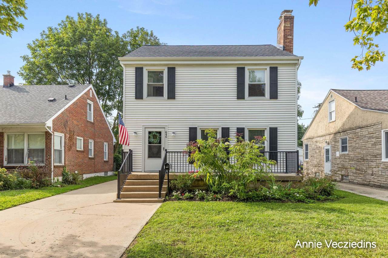 846 Lake Michigan Drive - Photo 1