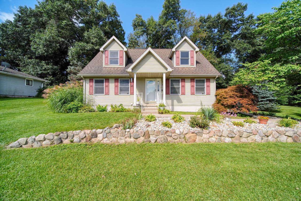 475 Skyline Drive - Photo 1