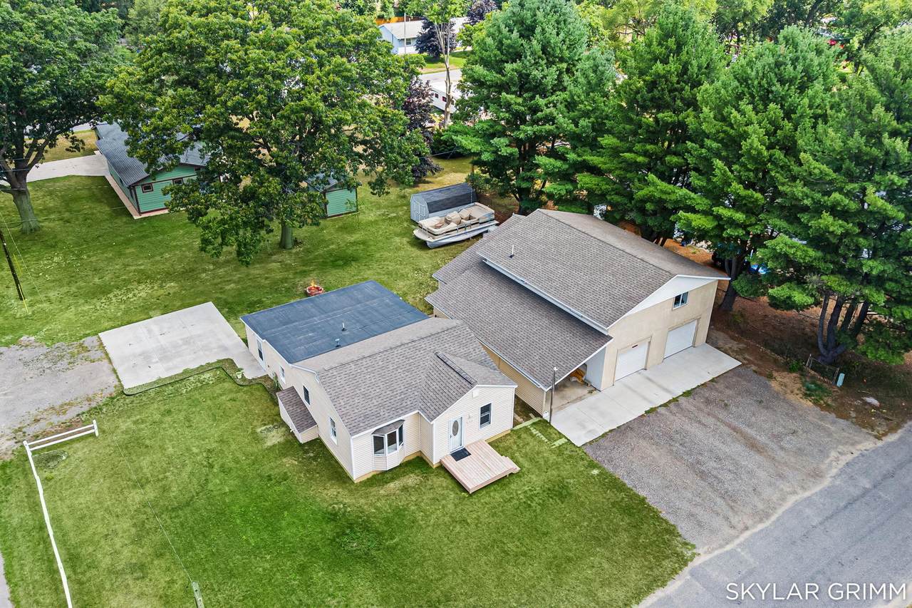 5690 Olsen Avenue - Photo 1