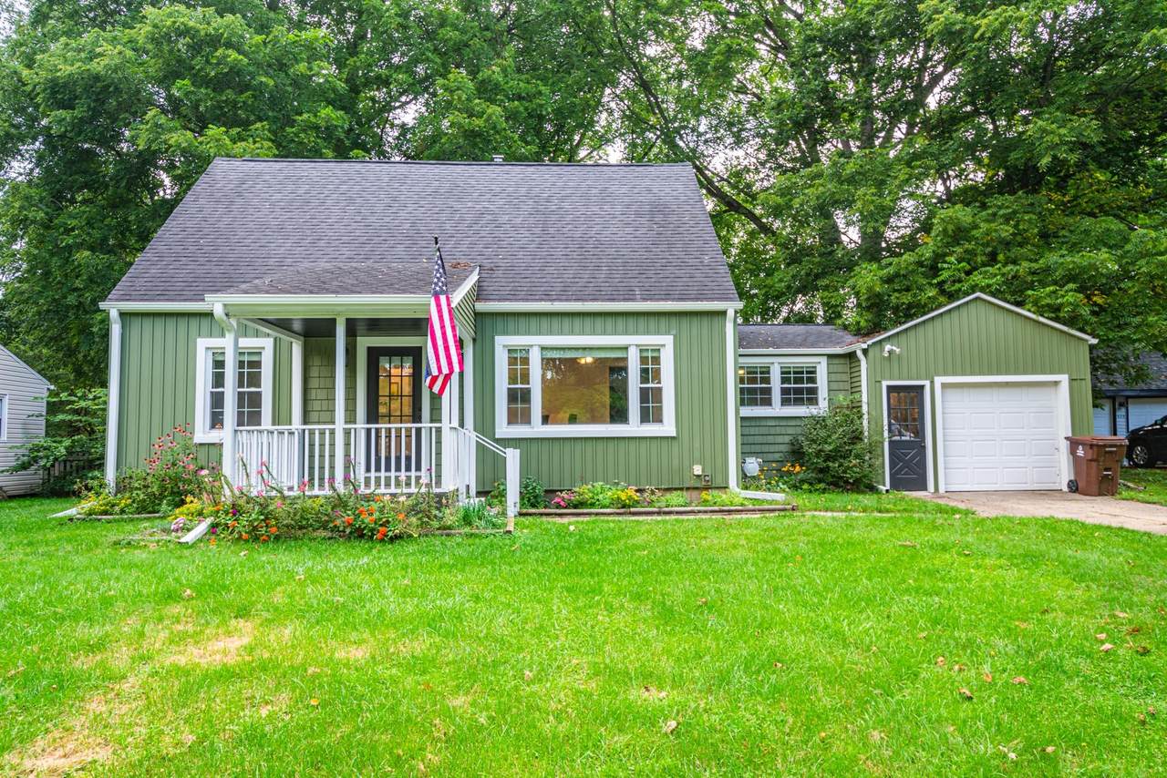 525 Brewer Street - Photo 1