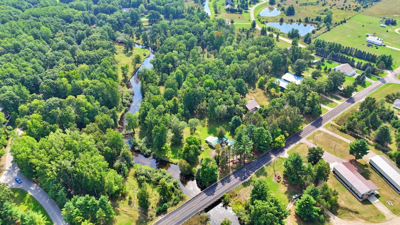 9871 7 Mile Road - Photo 1