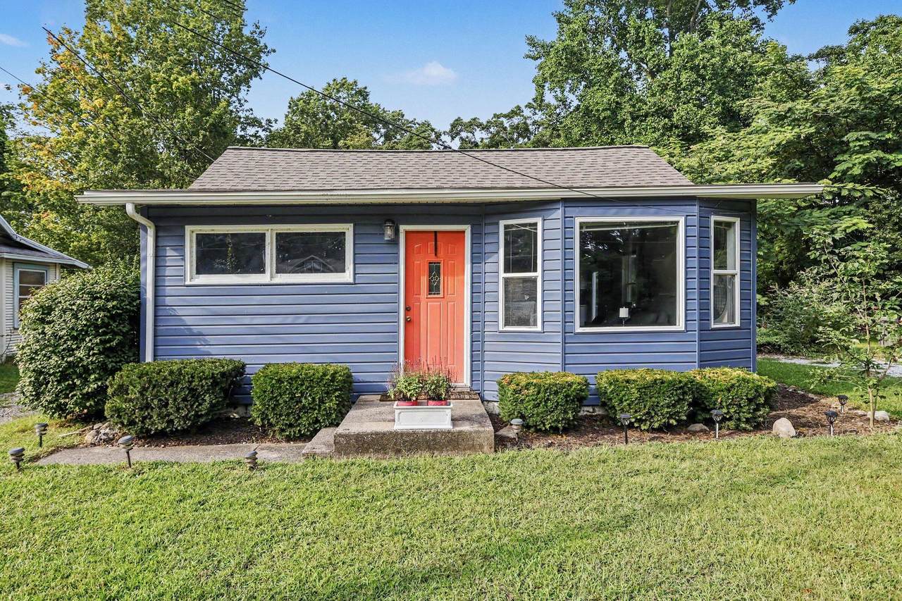 1114 Bell Avenue - Photo 1