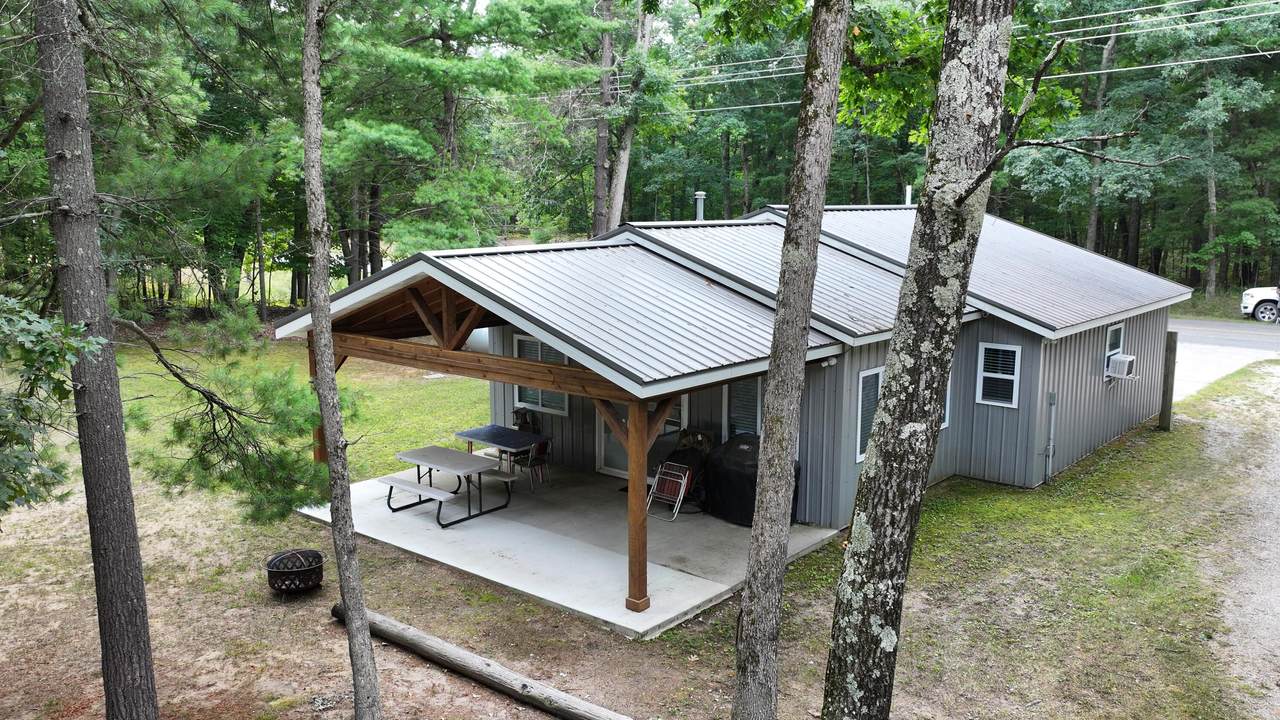 9232 7 Mile Road - Photo 1