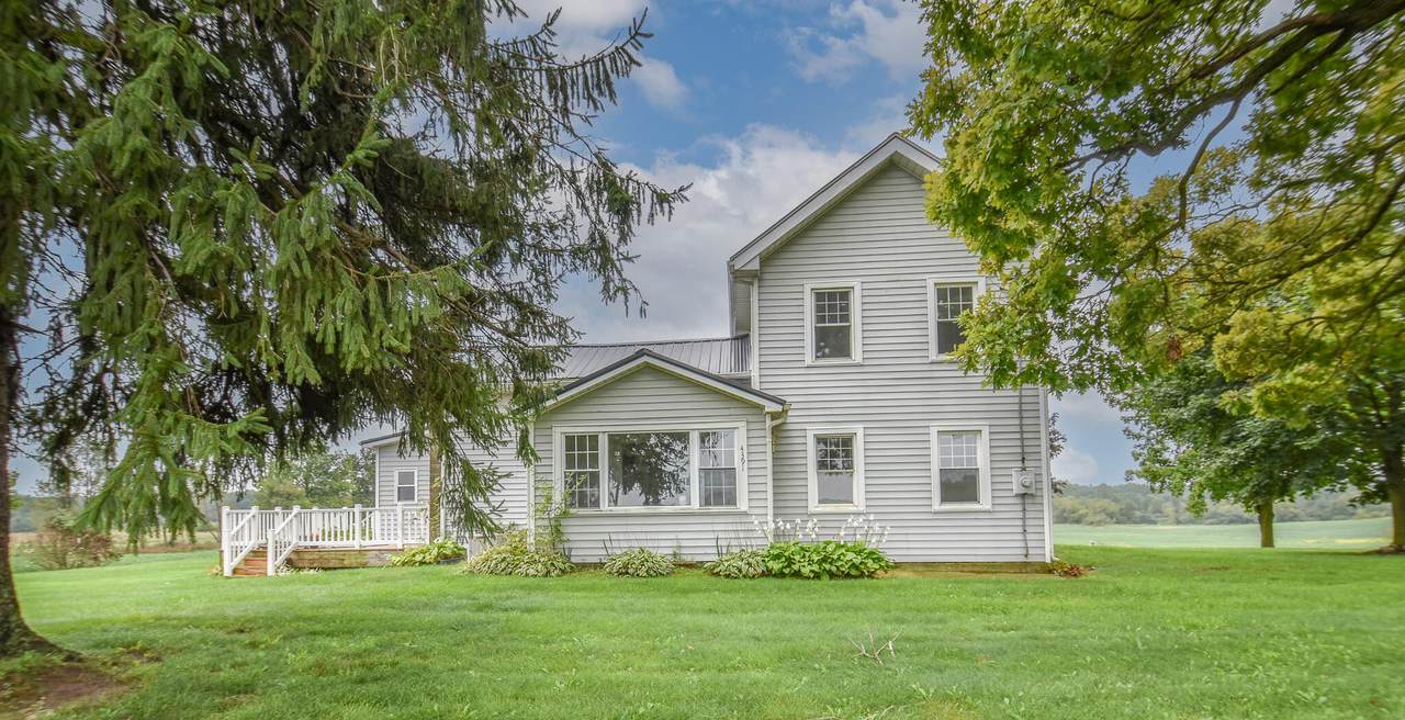 4391 Tamarack Road - Photo 1