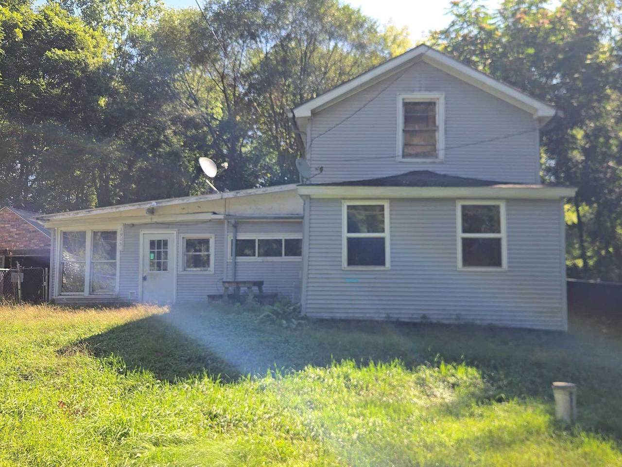 1915 River Street - Photo 1