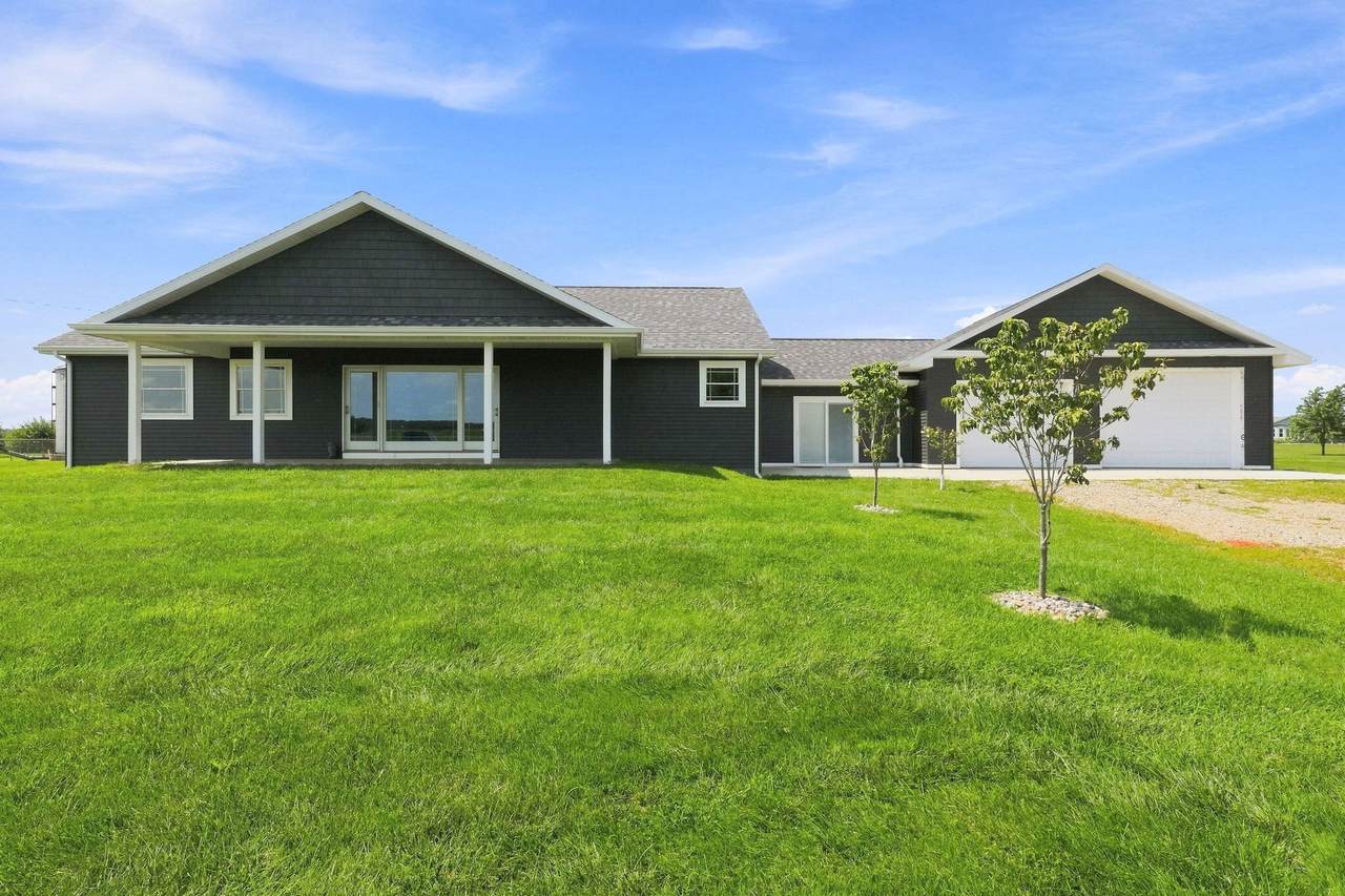 59944 Oak Grove Road - Photo 1