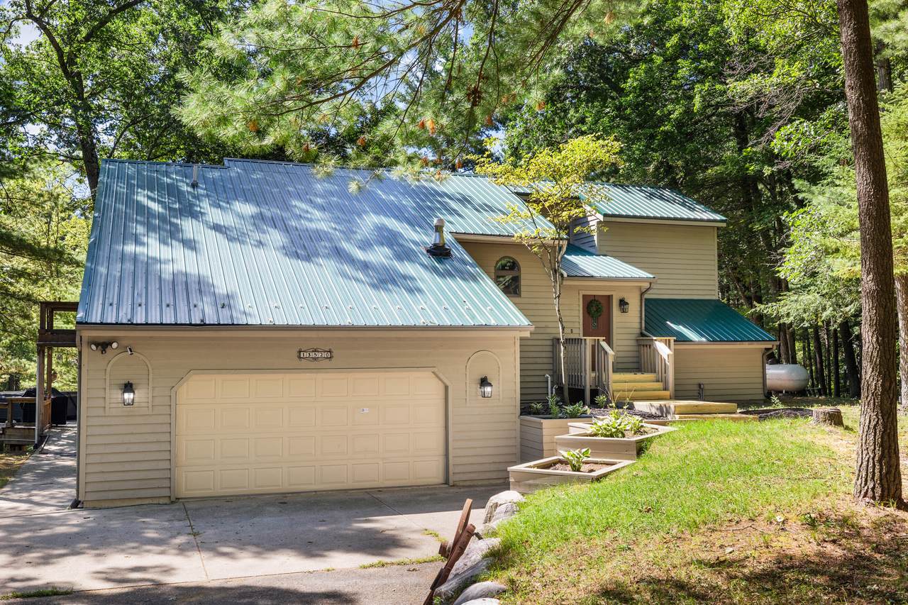 13520 14 Mile Road - Photo 1