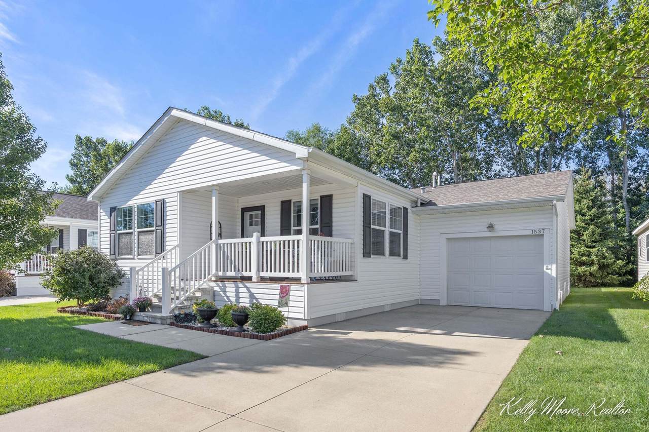 1537 Teal Waters Drive - Photo 1