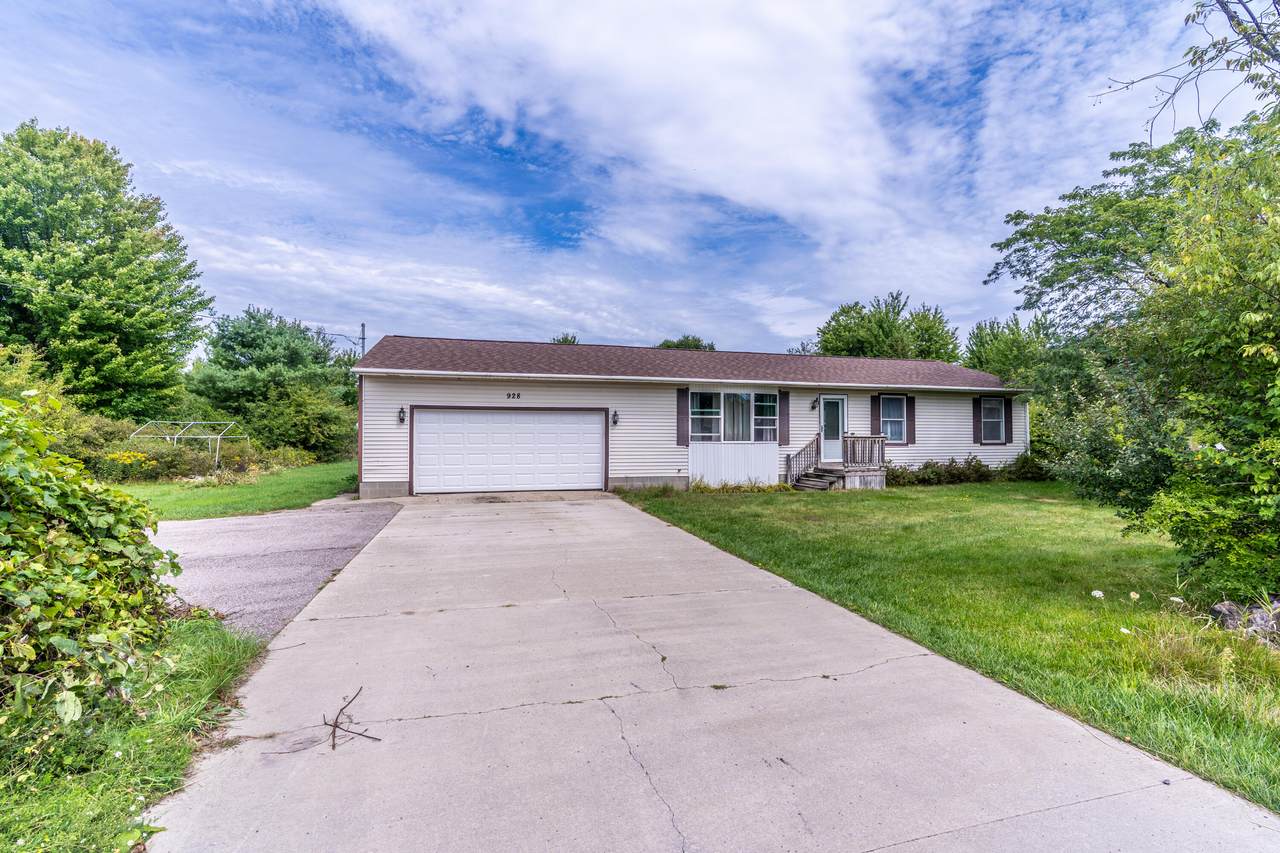928 Riley-Thompson Road - Photo 1