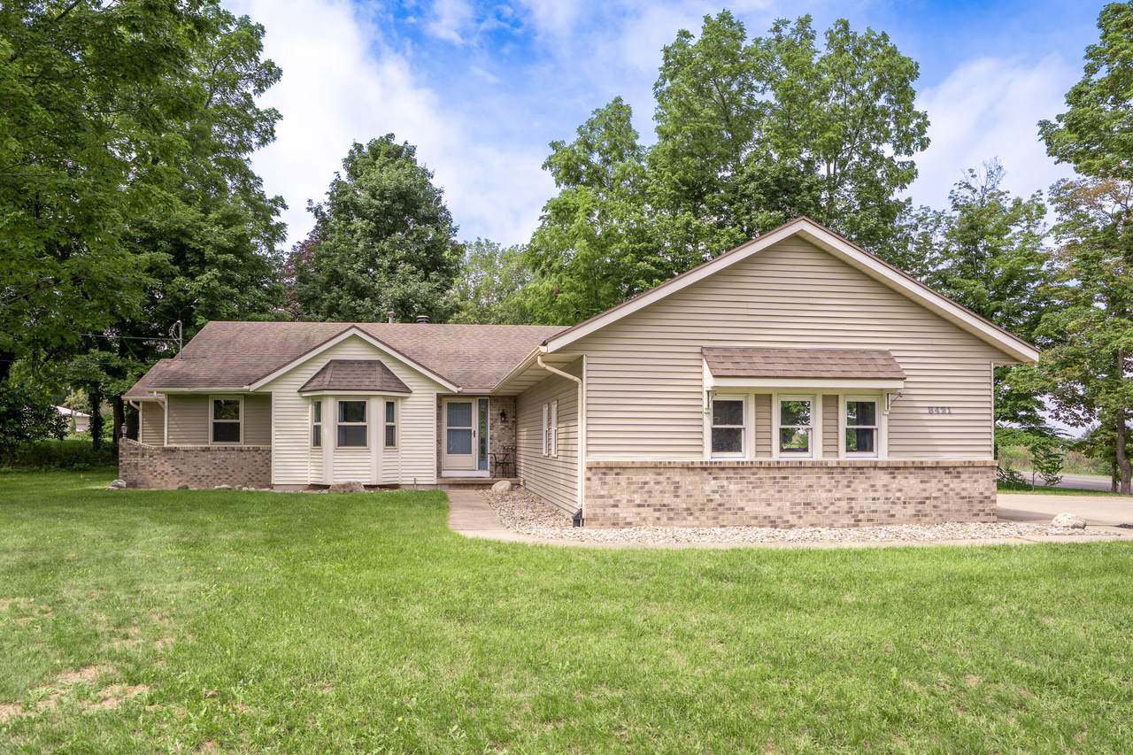 8421 Trail Blazer Drive - Photo 1