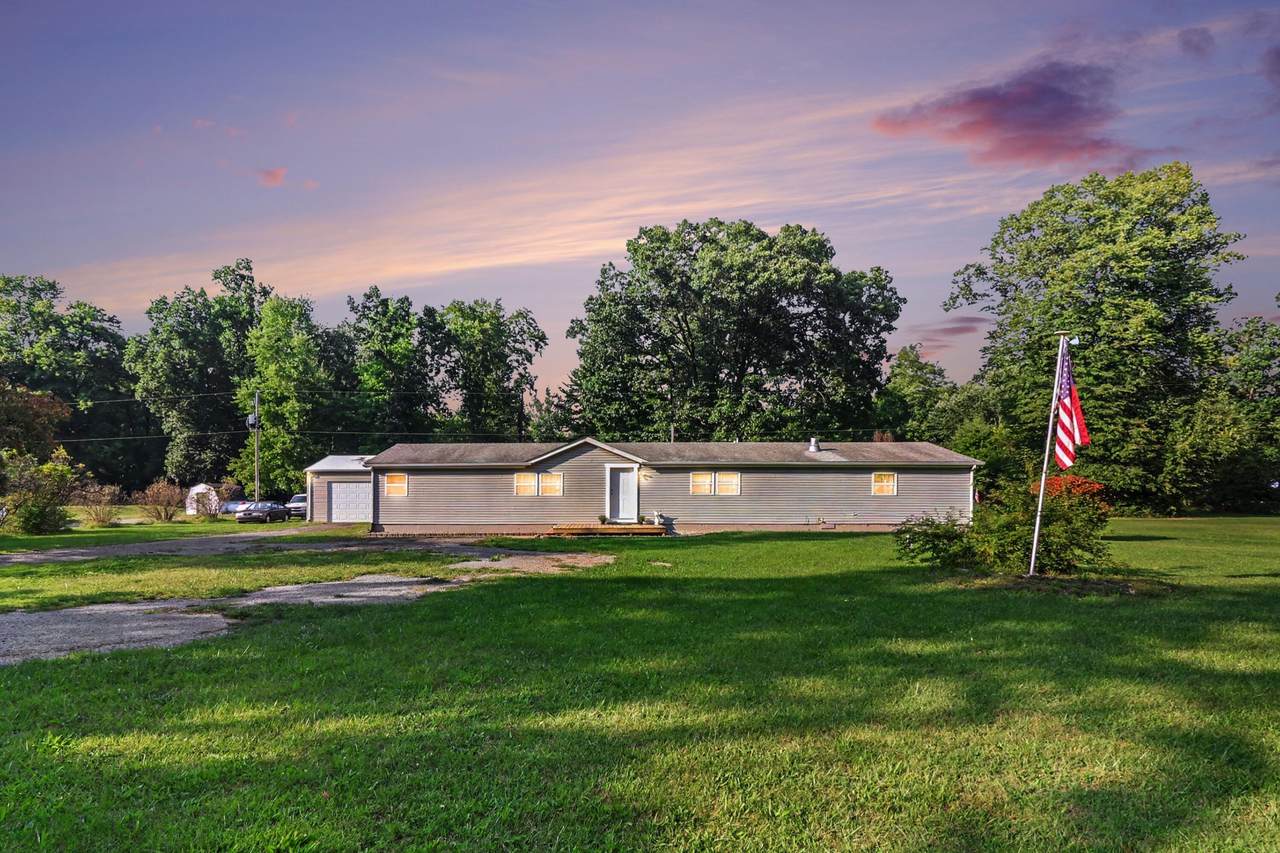 10040 Austin Road - Photo 1