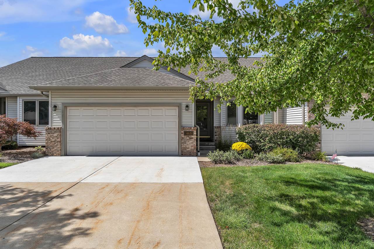 463 Cottonwood Lane - Photo 1
