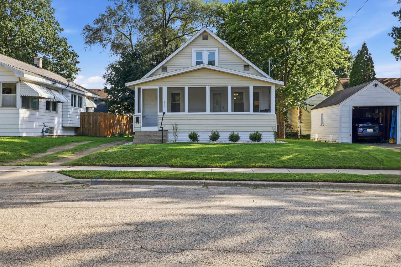 812 Graceland Street - Photo 1