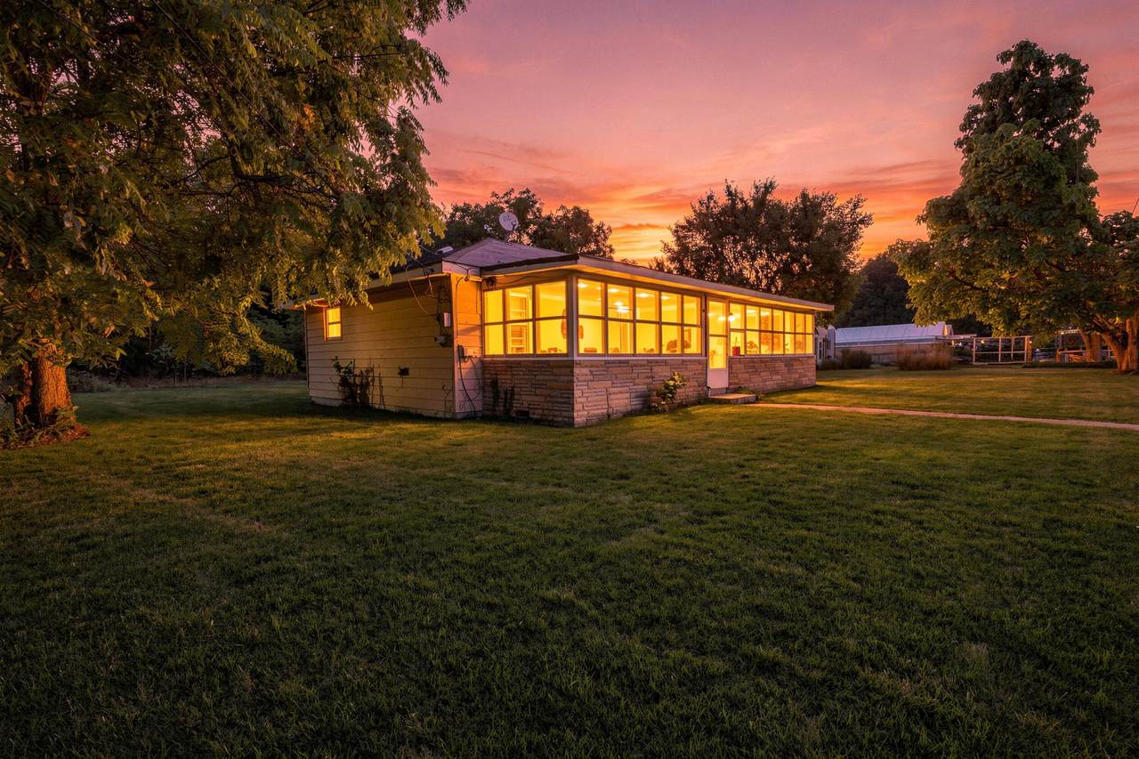 328 Pokagon Street - Photo 1