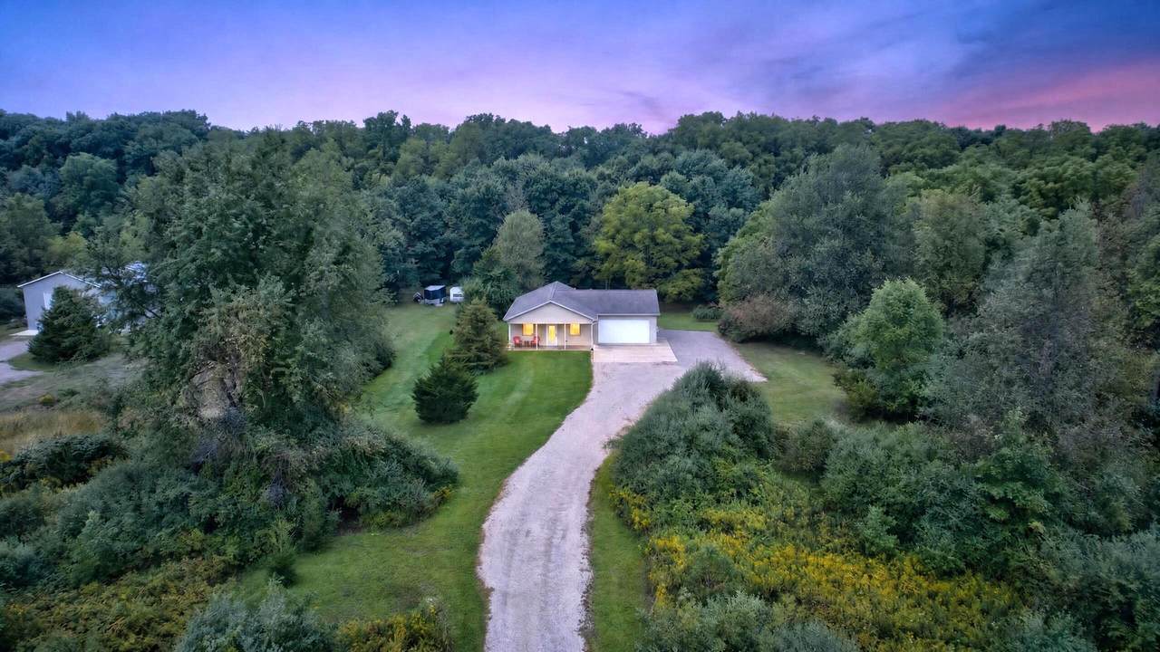 10218 Shady Oak Shores - Photo 1