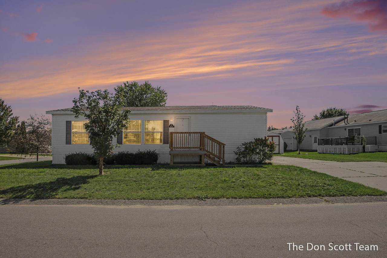 3660 Lilyfield Drive - Photo 1