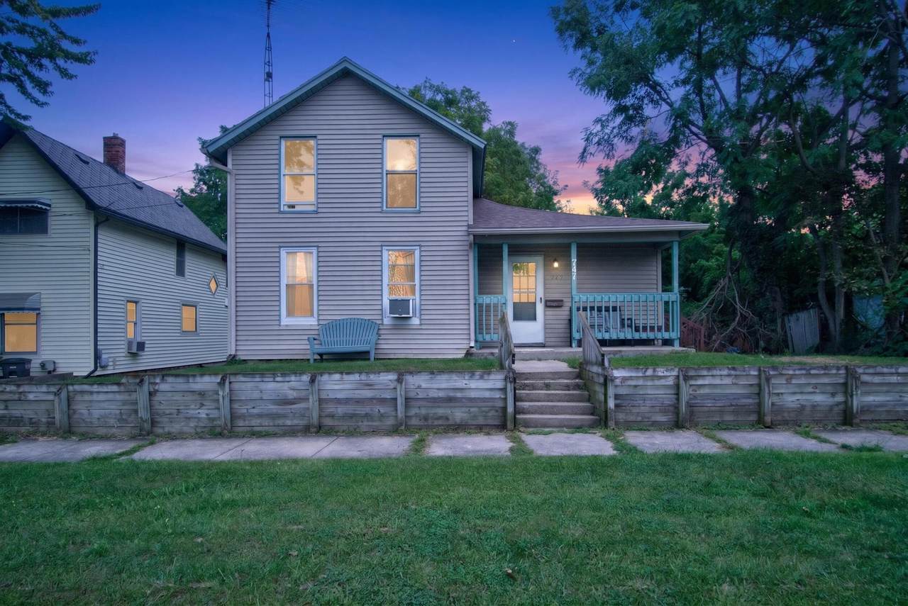 741 Kennedy Street - Photo 1