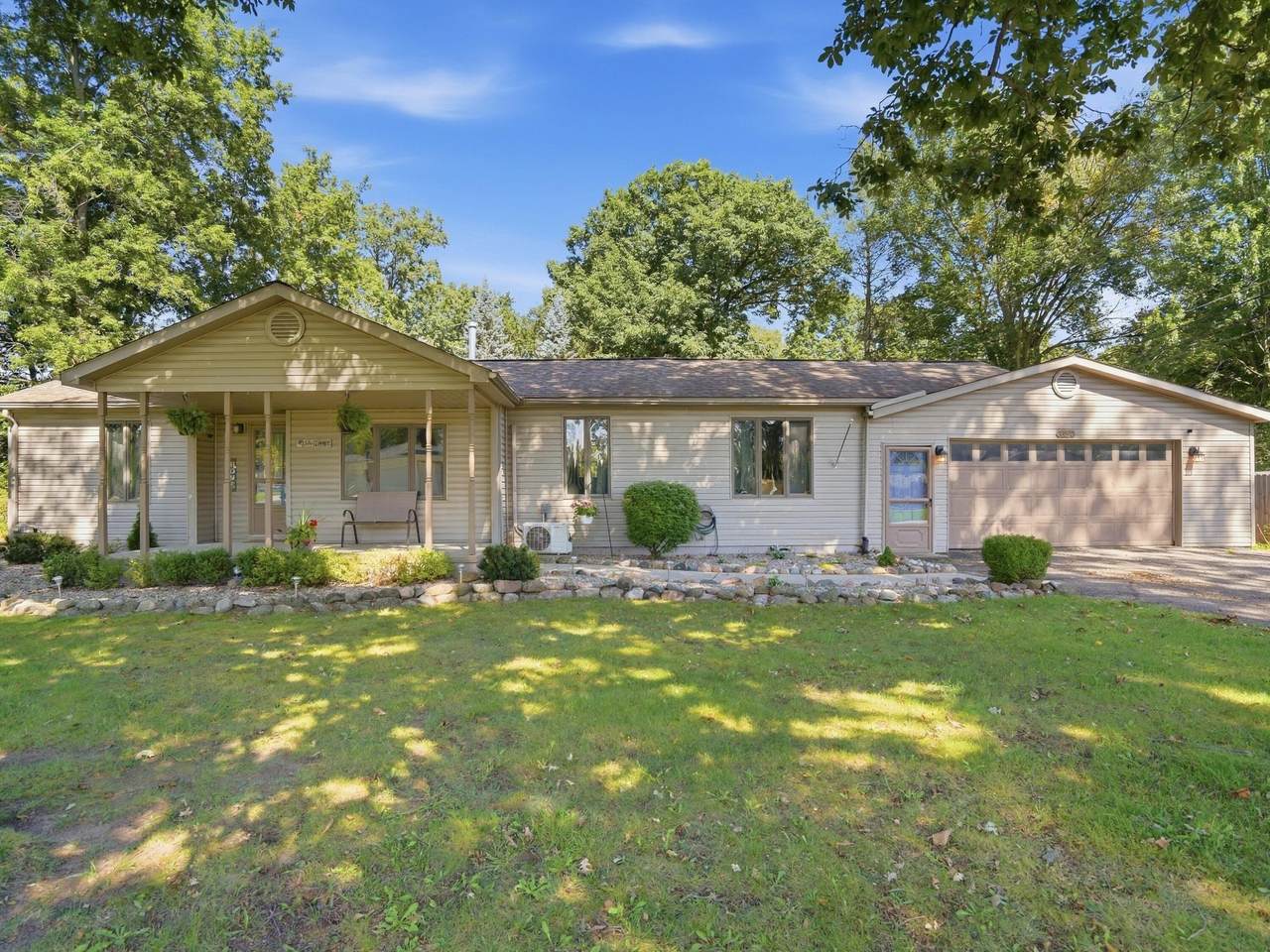 33590 Clarita Street - Photo 1