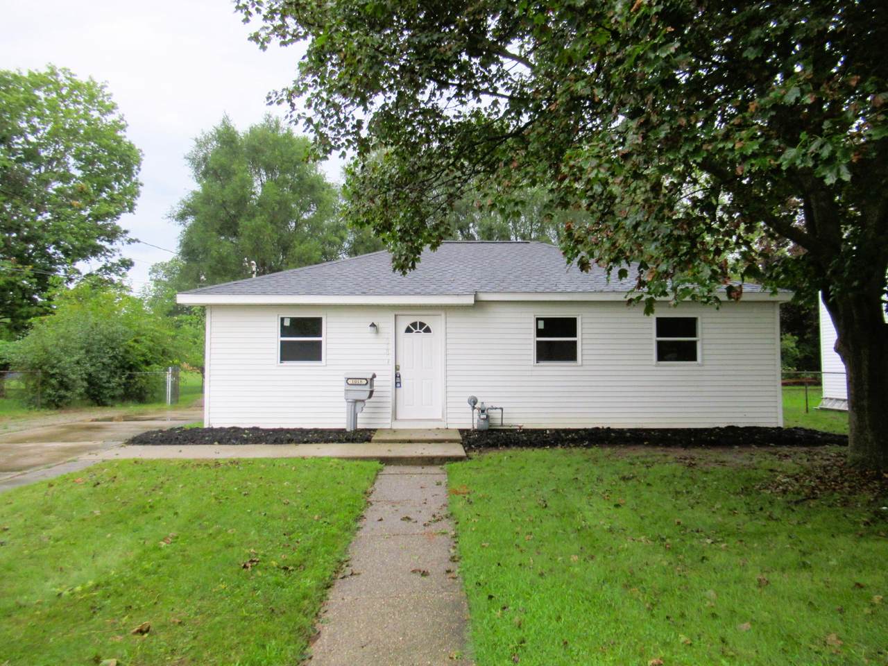 1018 Mingo Street - Photo 1