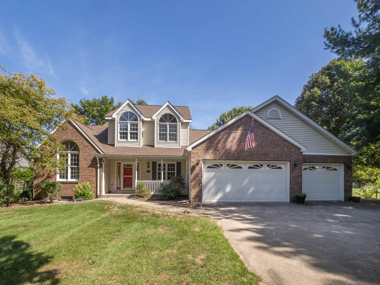 425 Walden Drive - Photo 1