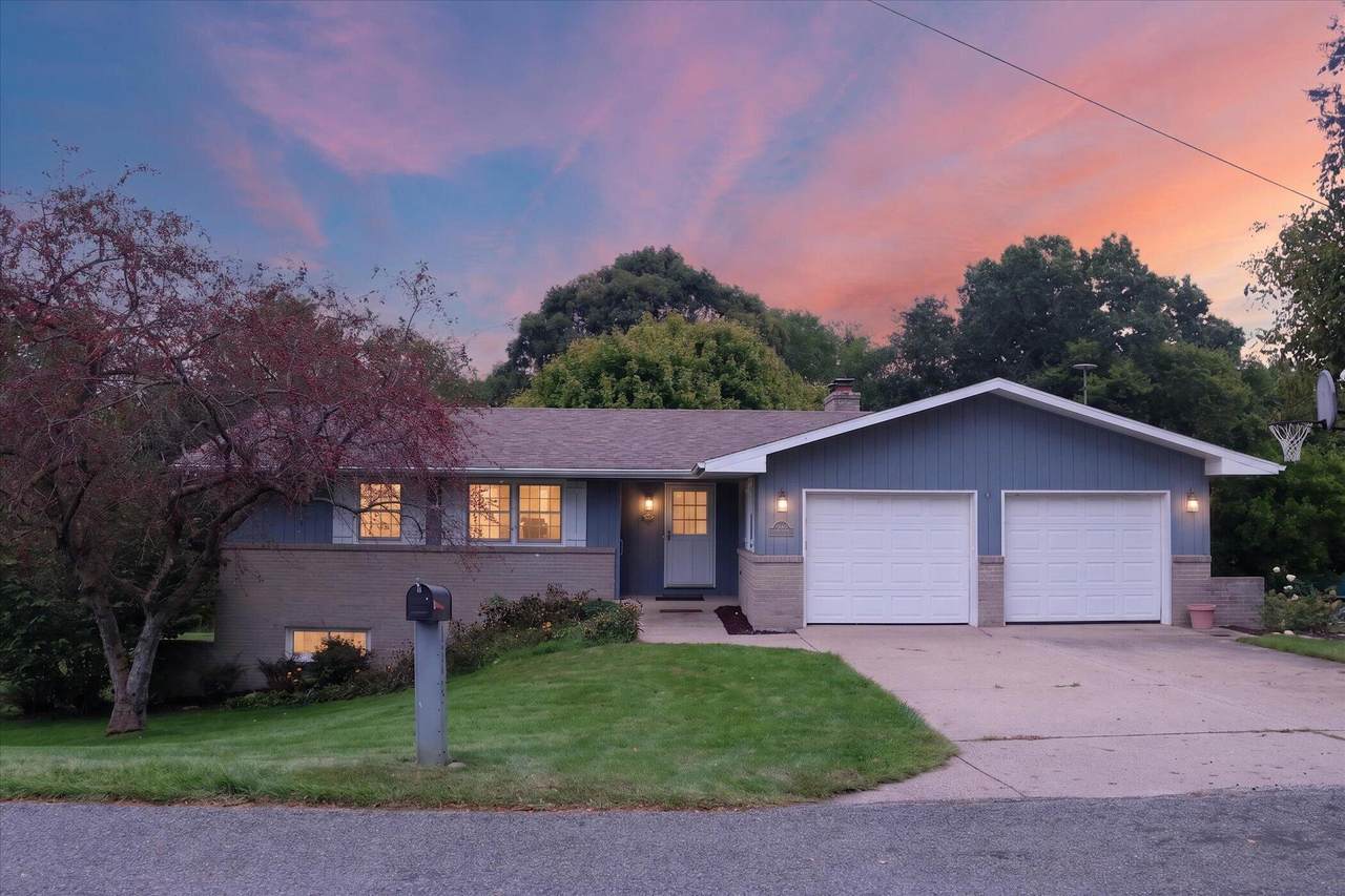 1755 Horizon Drive - Photo 1