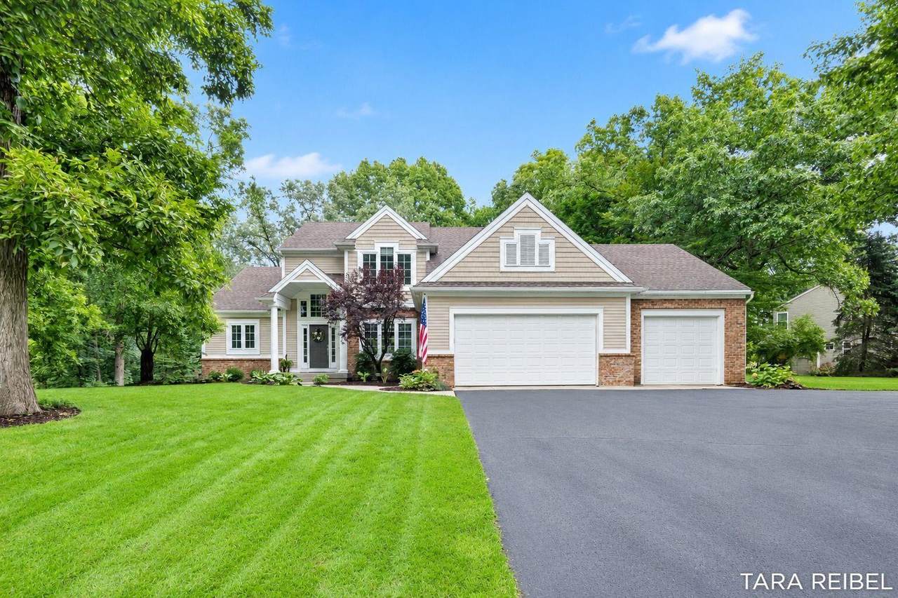 4320 Trail East Drive - Photo 1