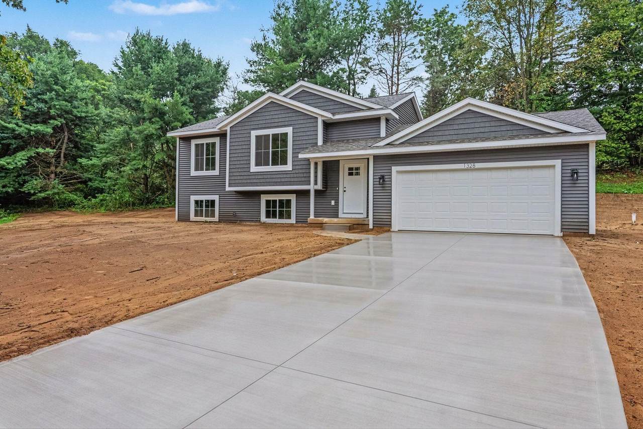 1328 Red Fox Court - Photo 1