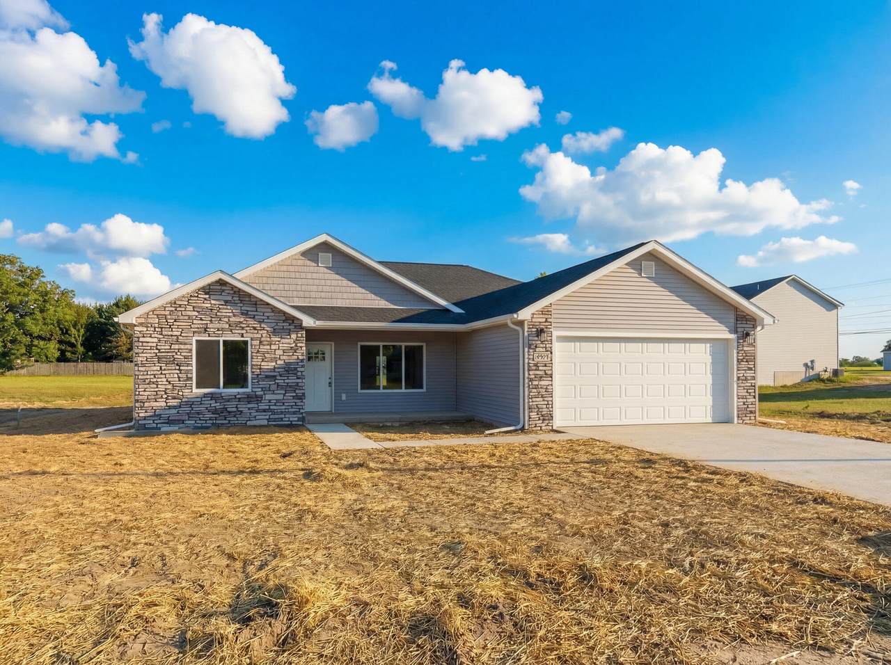3 Cobblestone Ridge - Photo 1