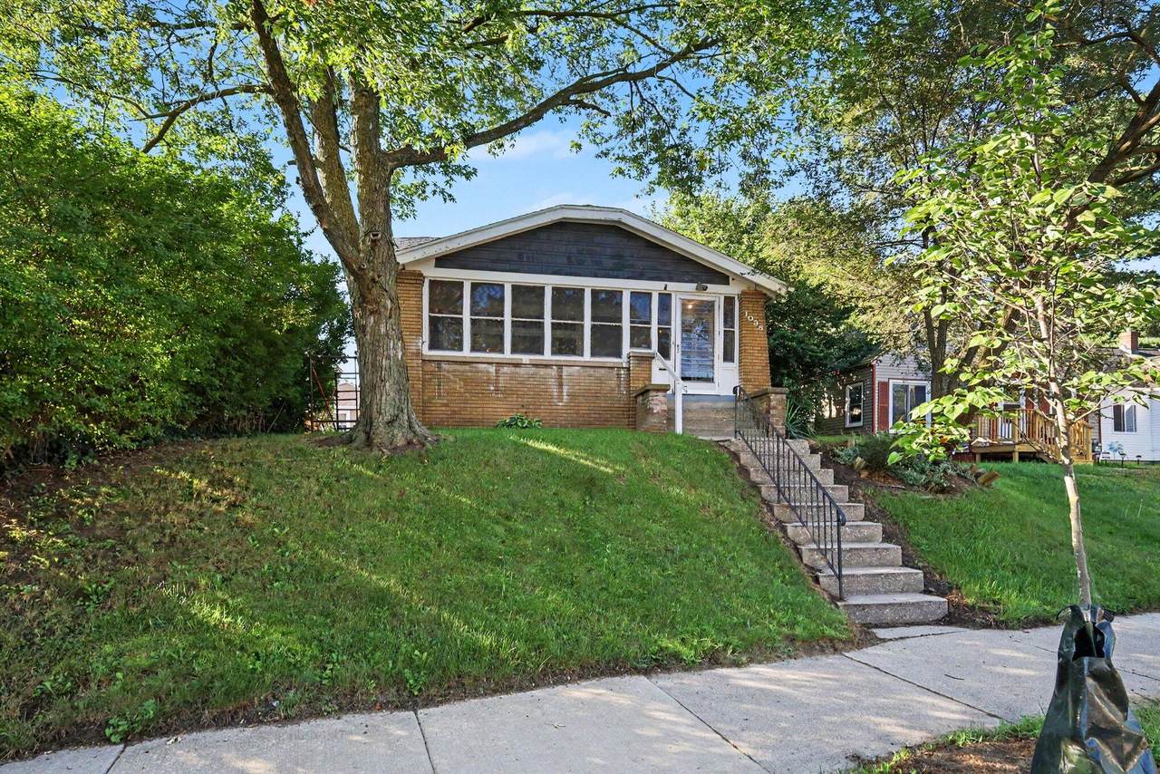 1036 Dickinson Street - Photo 1