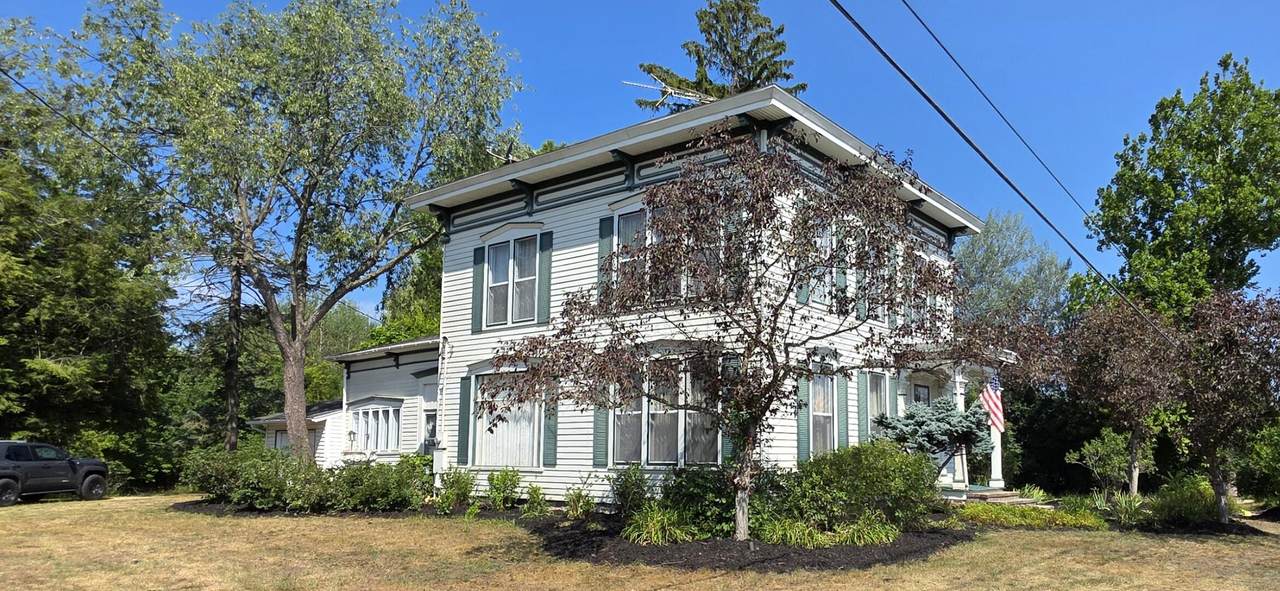 427 Main Street - Photo 1