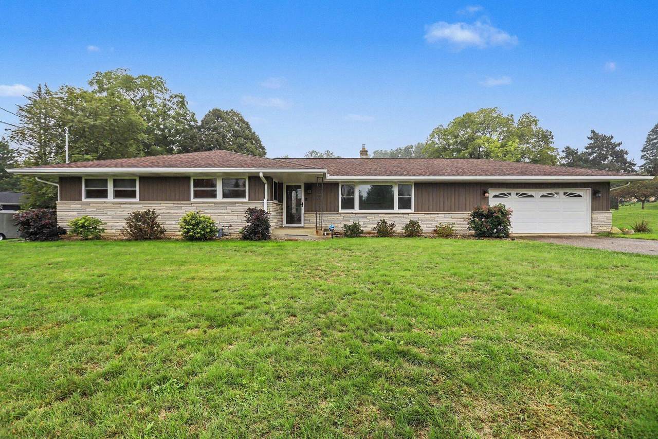 128 Chapel Hill Drive - Photo 1