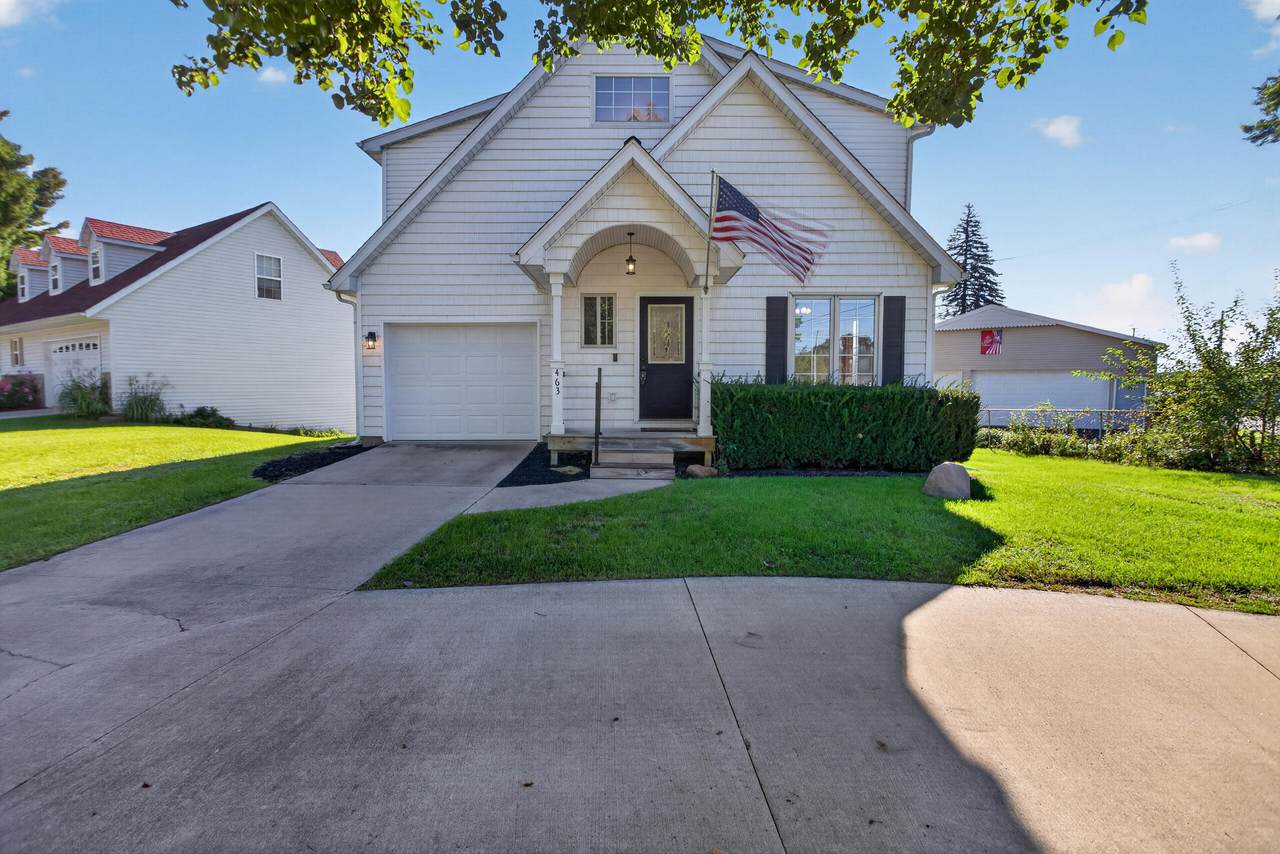 463 Washington Drive - Photo 1